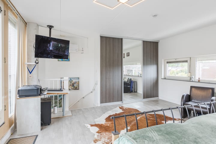 Foto 33 van Schalkhaarstraat 89