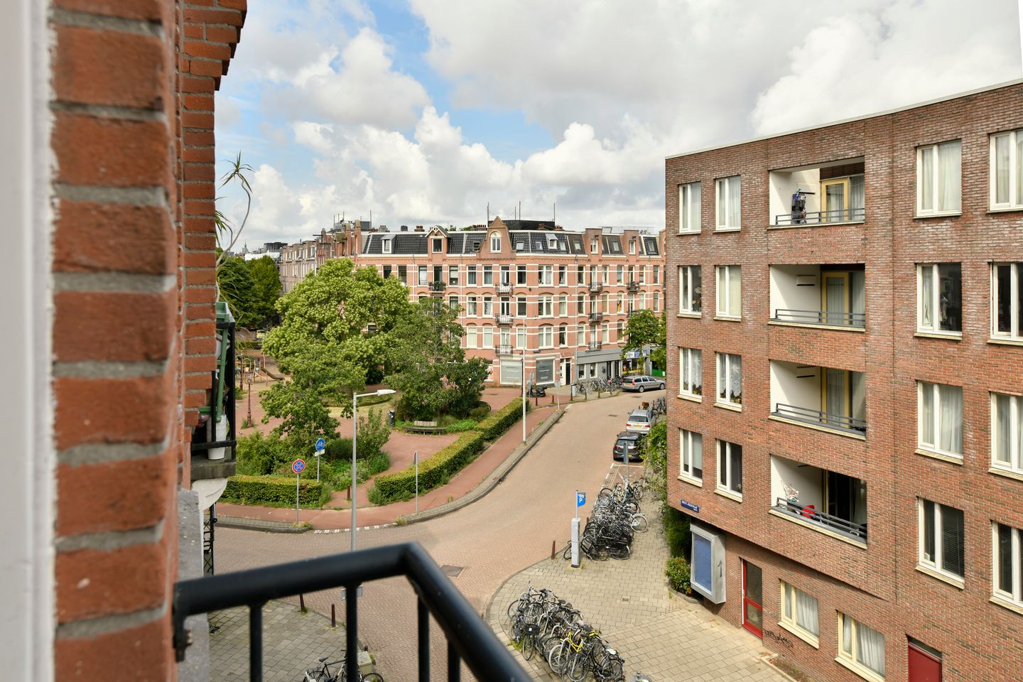 Foto 14 van Eerste Atjehstraat 110-3