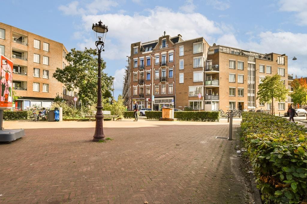 Foto 17 van Eerste Atjehstraat 110-3