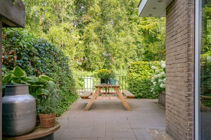 Photo 54 of Jan Tooroplaan 53