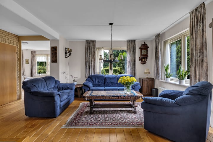 Photo 16 of Le Corbusierstraat 8