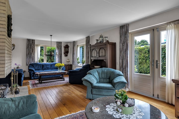 Photo 21 of Le Corbusierstraat 8