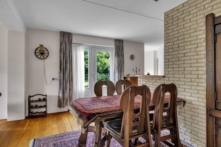 Photo 26 of Le Corbusierstraat 8