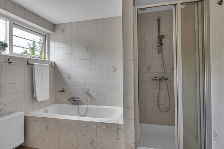 Photo 37 of Le Corbusierstraat 8