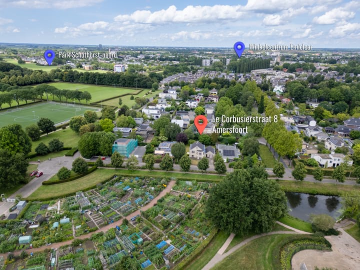 Photo 53 of Le Corbusierstraat 8