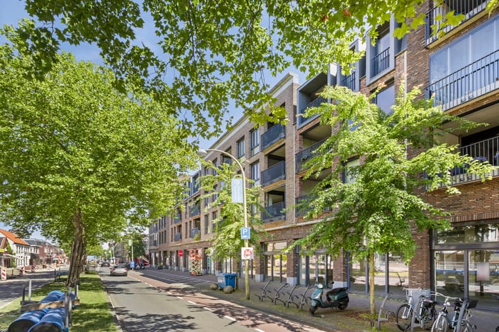 Foto 1 van Oostlaan 145