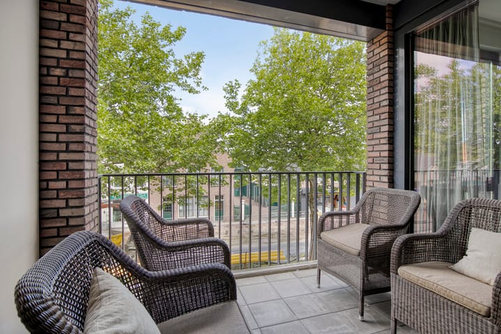 Foto 21 van Oostlaan 145