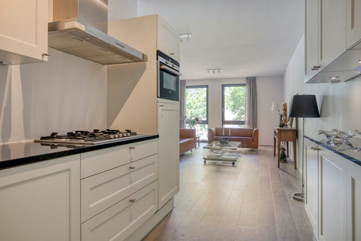 Foto 23 van Oostlaan 145