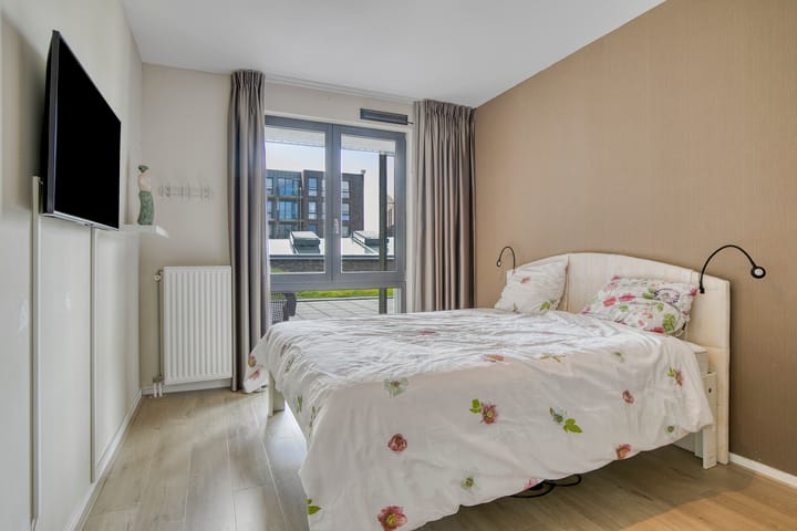 Foto 24 van Oostlaan 145