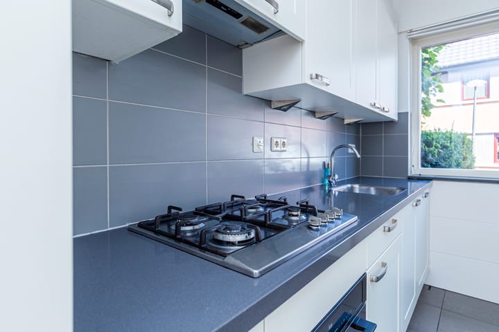 Foto 10 van Luchtenburglaan 19