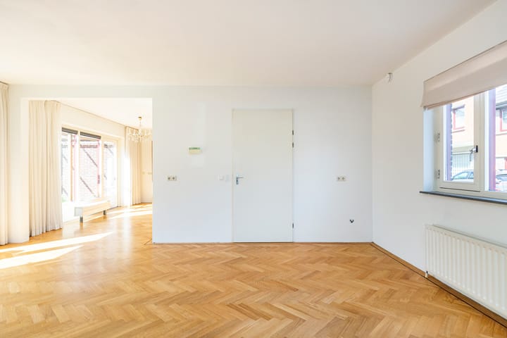 Foto 14 van Luchtenburglaan 19