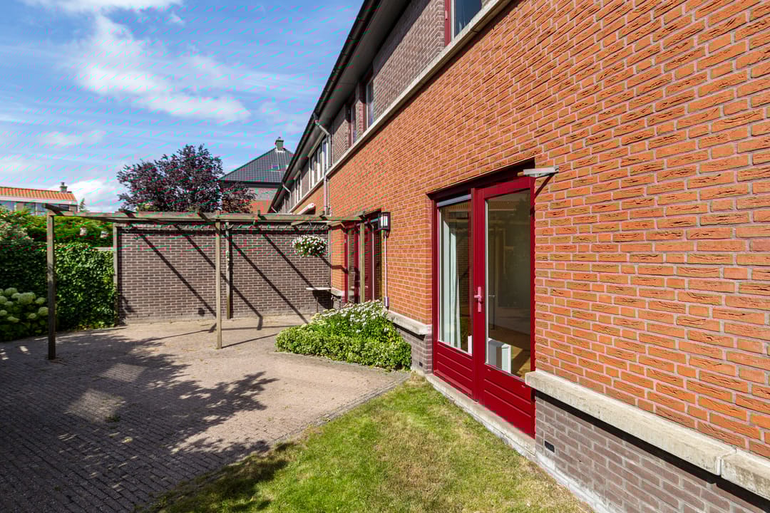 Foto 16 van Luchtenburglaan 19