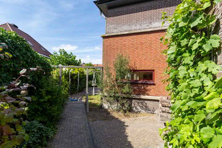 Foto 18 van Luchtenburglaan 19