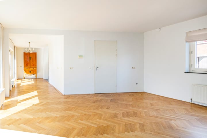 Foto 12 van Luchtenburglaan 19