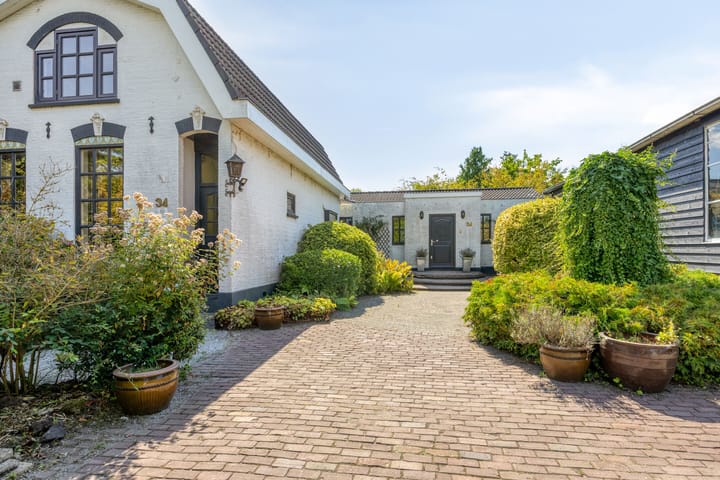 Foto 60 van Bermweg 34