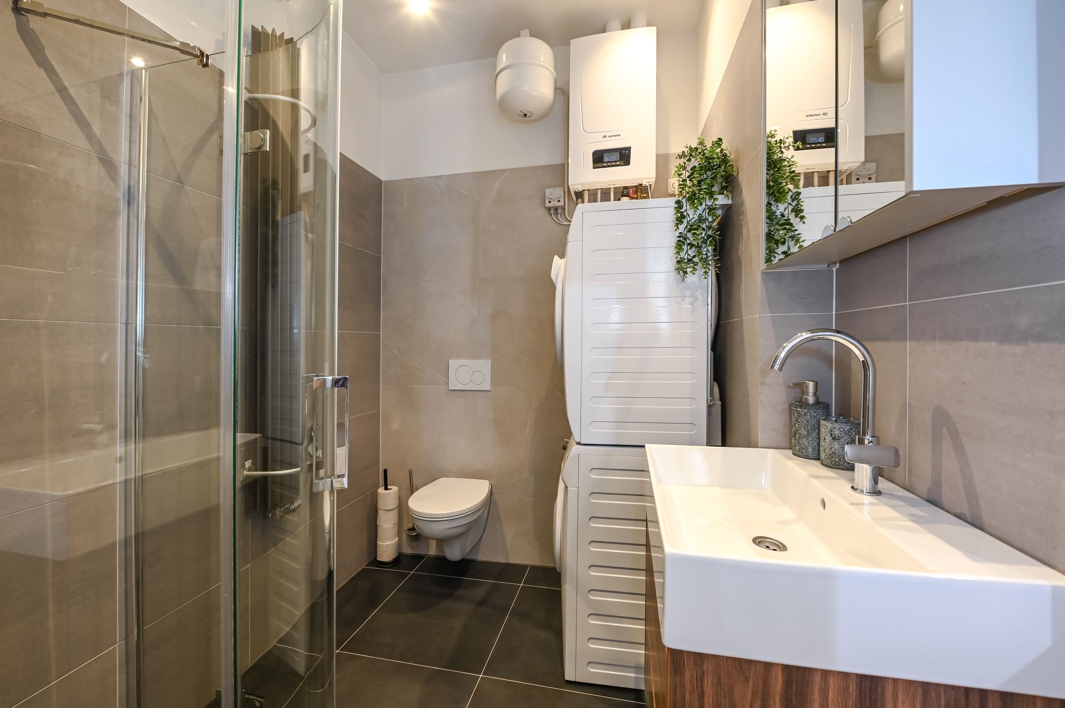 Photo 33 of Piet Heinstraat 110-A