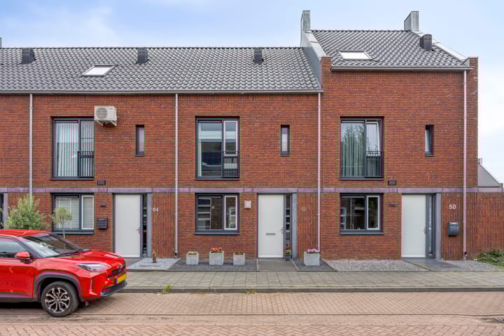 Photo 1 of Dagpauwoog 52