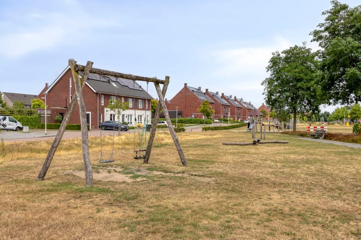 Photo 33 of Dagpauwoog 52