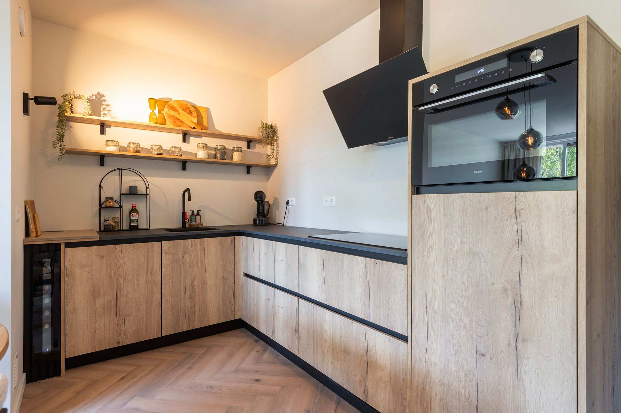 Foto 3 van Leksmondhof 13