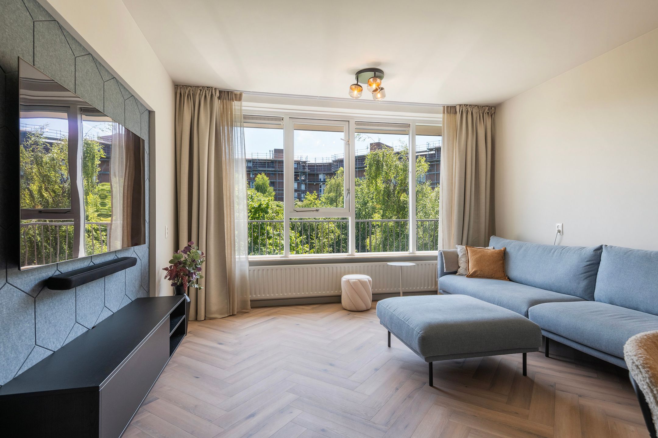 Foto 9 van Leksmondhof 13