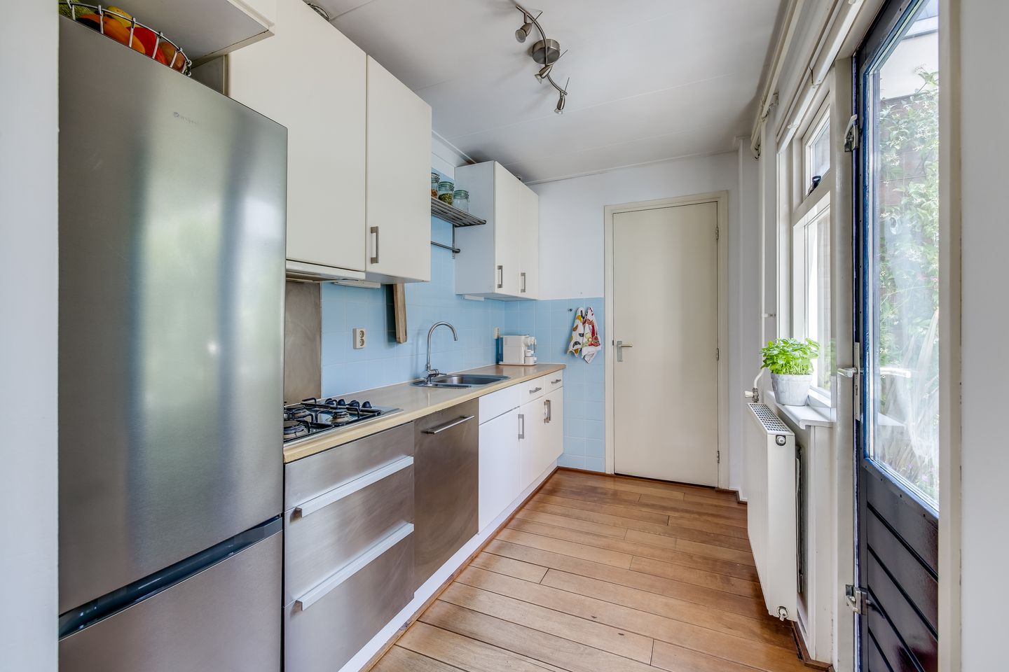 Foto 14 van Van Diemenstraat 30