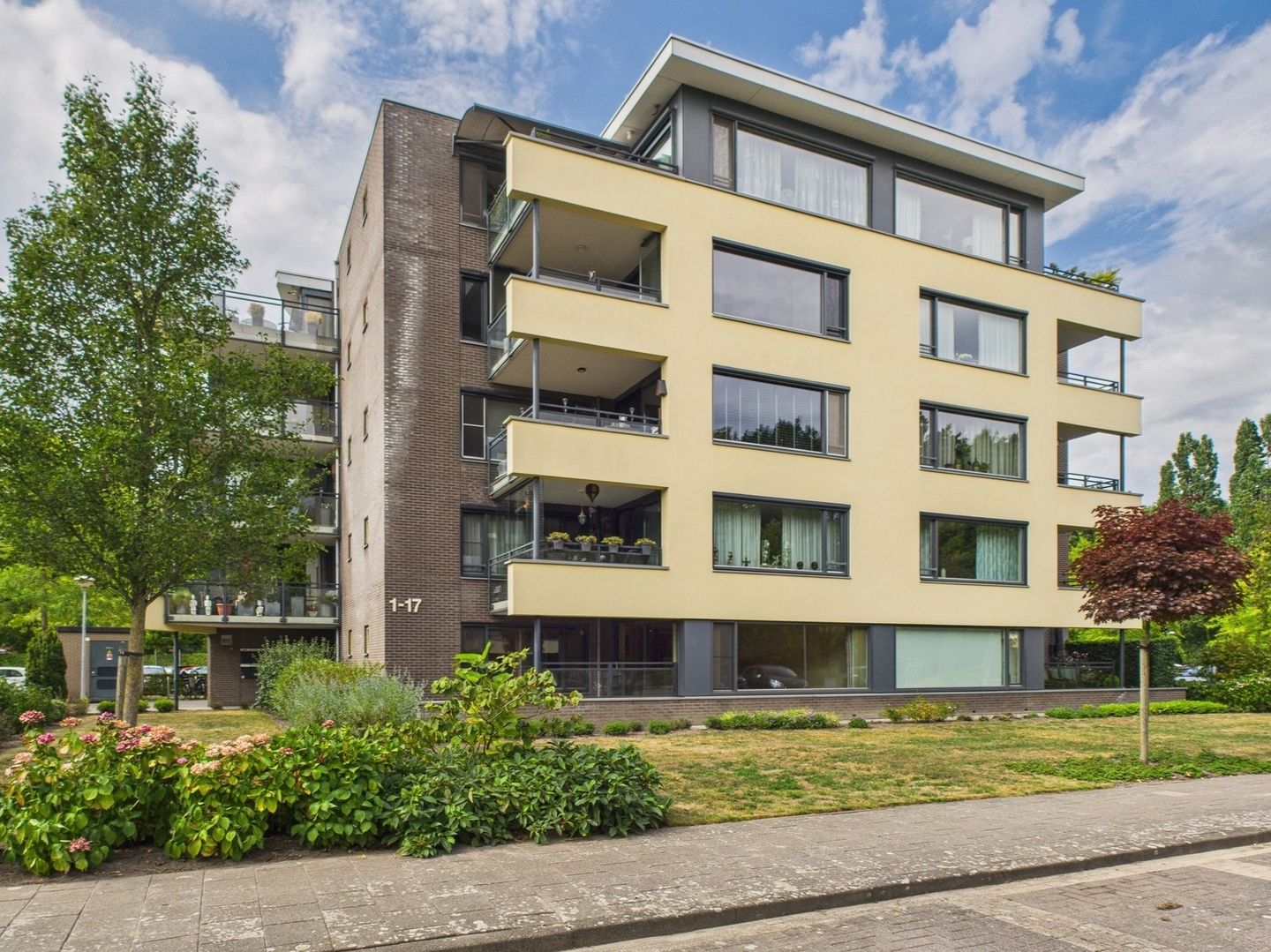 Foto 1 van Mariaplein 1