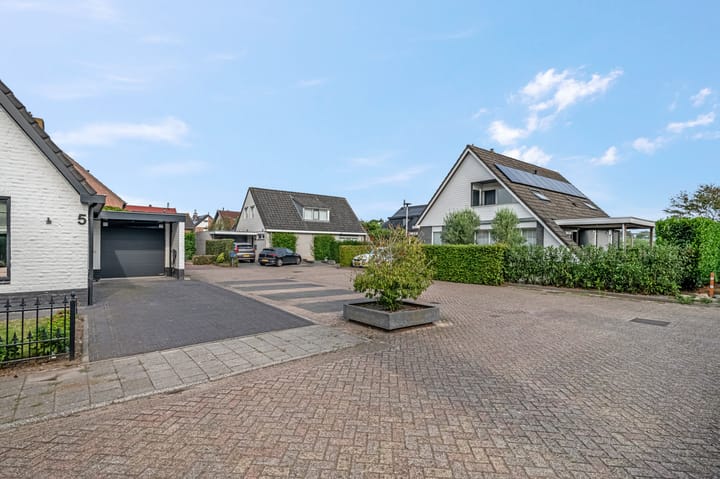 Photo 46 of Middelveld 5