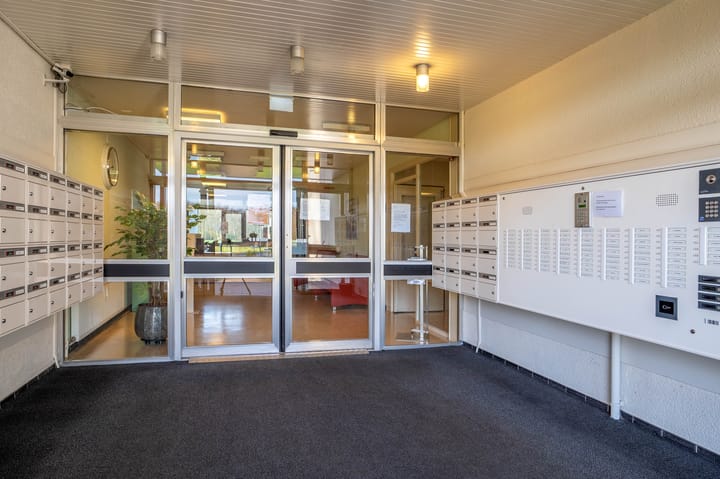 Photo 4 of Hoofdweg 390