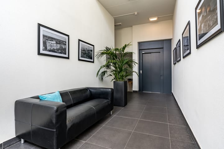 Photo 6 of Kanaalboulevard 80