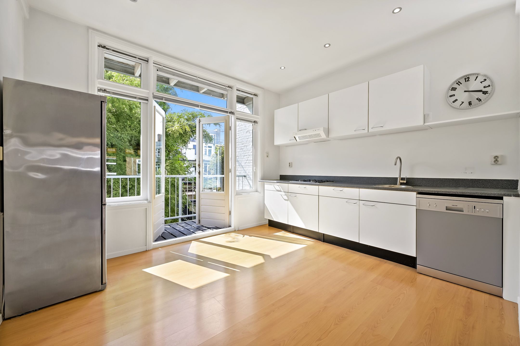 Foto 15 van 2e Joan Maetsuyckerstraat 211