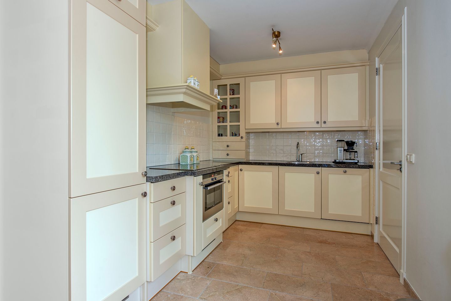 Photo 14 of Wierdensestraat 121-B