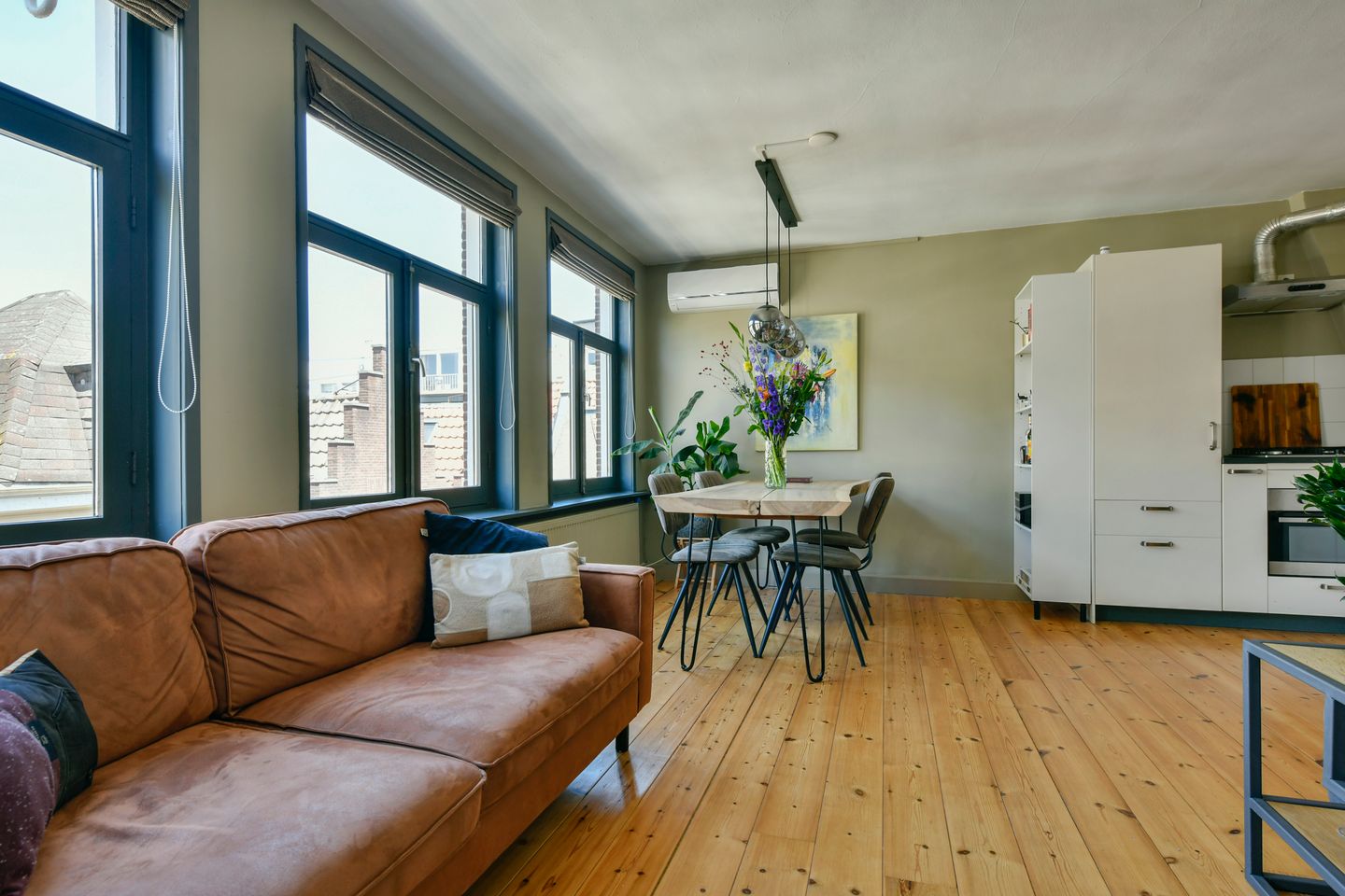 Foto 4 van Binnen Oranjestraat 19-3