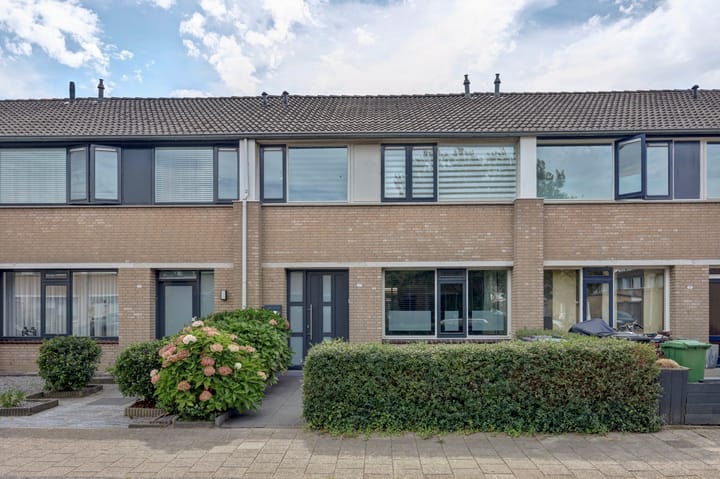 Foto 1 van Johann Straussstraat 27