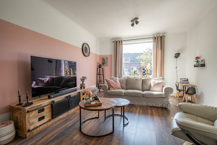 Foto 2 van Vredeshofje 11