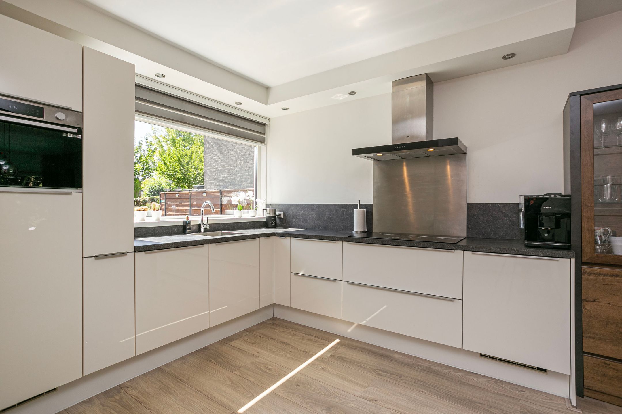 Foto 9 van Bloemstede 290