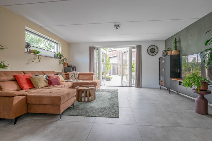 Foto 8 van Dr. Dreeslaan 10