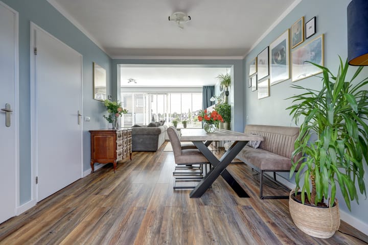 Photo 12 of Jacob Ruysdaelstraat 11