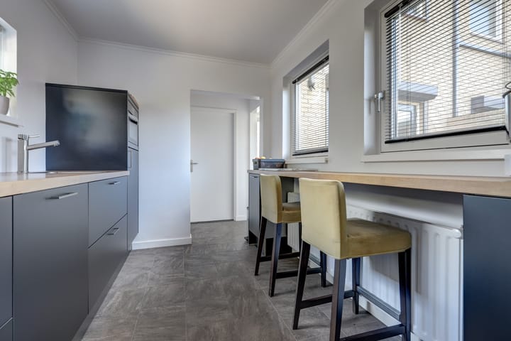 Photo 16 of Jacob Ruysdaelstraat 11