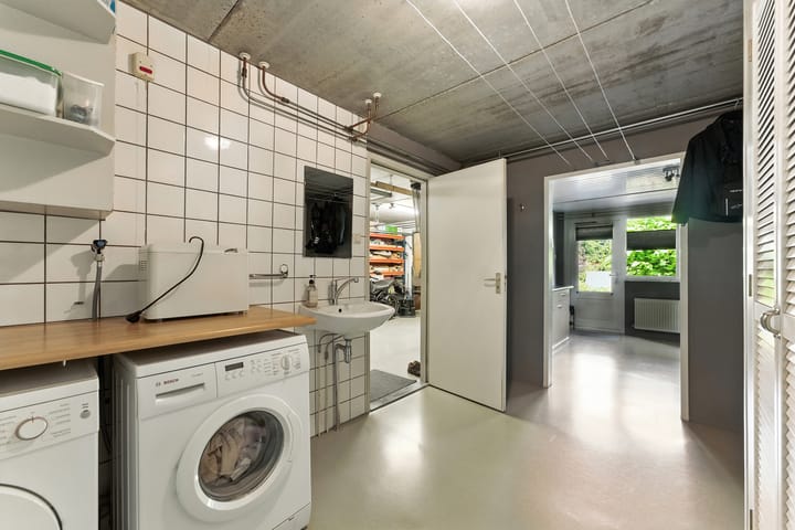 Foto 44 van Oost Kinderdijk 331