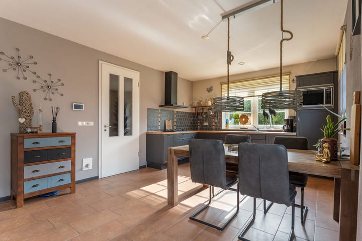 Foto 12 van Duintjerlaan 16