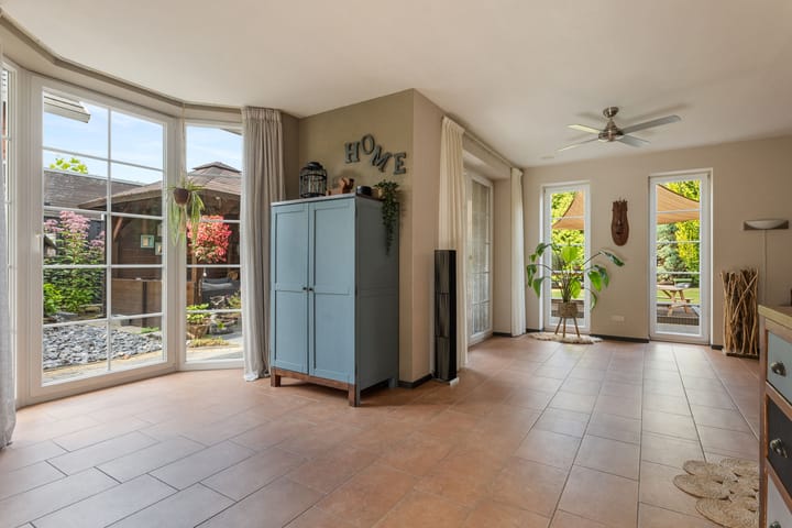 Foto 15 van Duintjerlaan 16