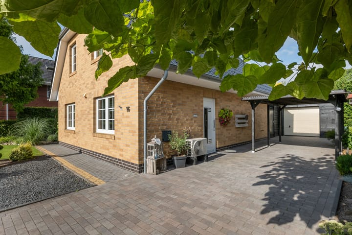 Foto 35 van Duintjerlaan 16