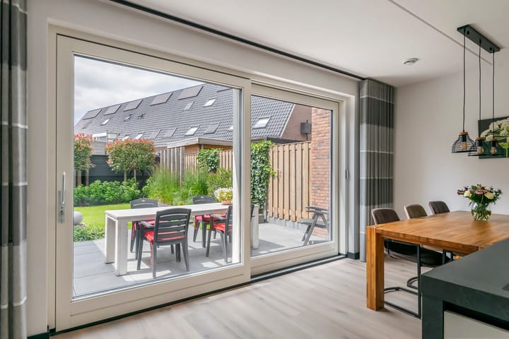 Foto 14 van Kievit 100