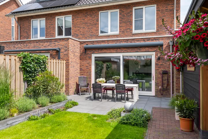 Foto 28 van Kievit 100