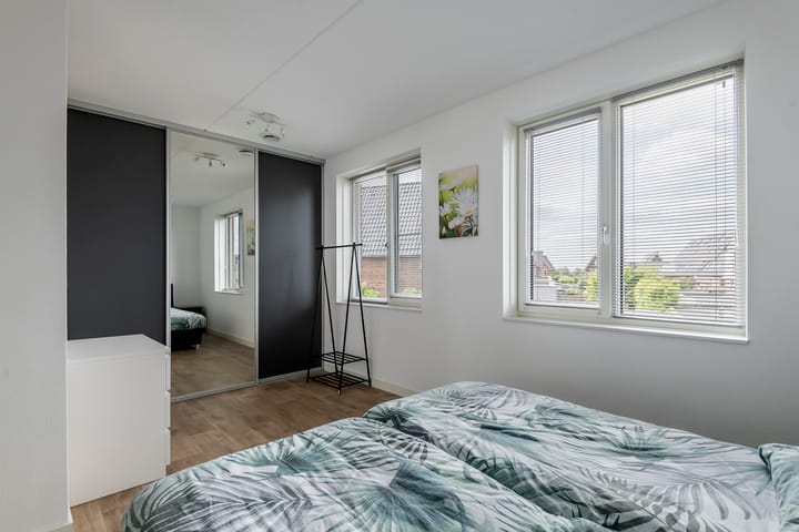 Foto 40 van Kievit 100