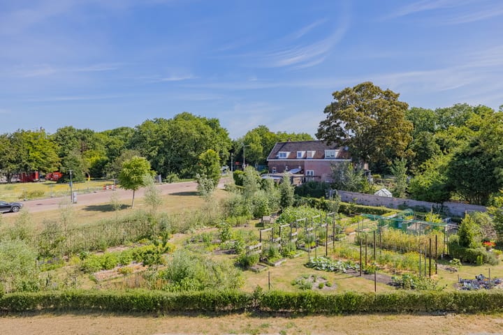 Foto 2 van Leeuweriklaan 2