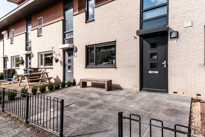 Foto 7 van Corsicastraat 11