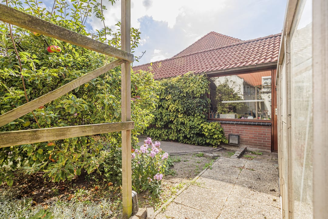 Foto 23 van Voorstraat 20