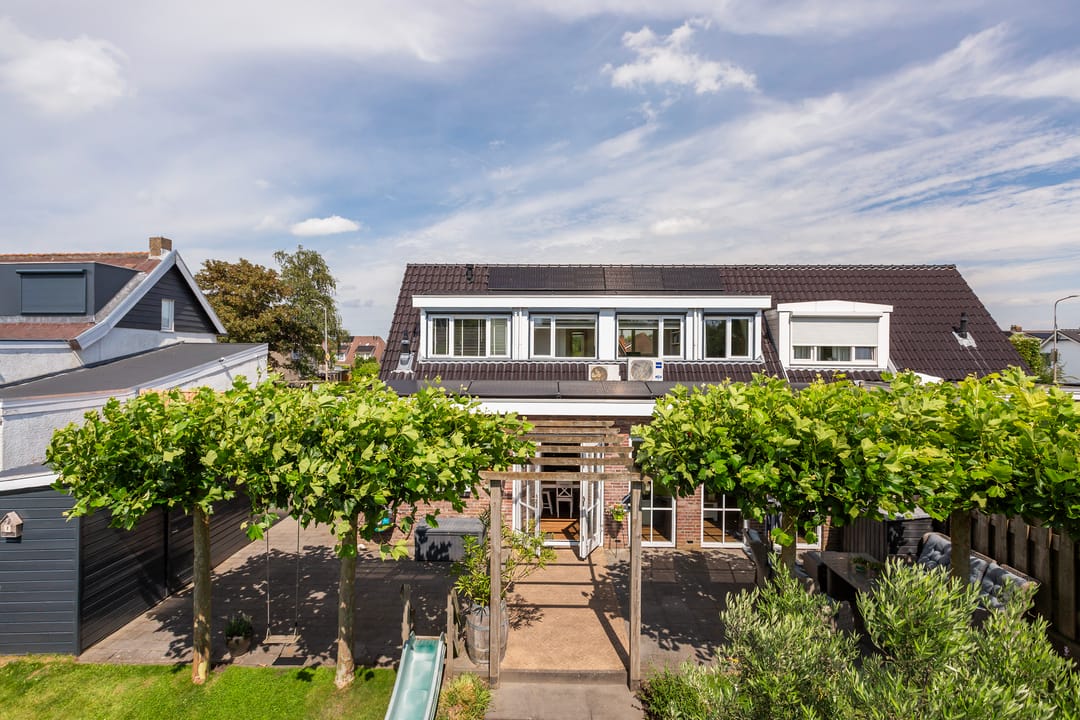 Photo 2 of Molendijk 90