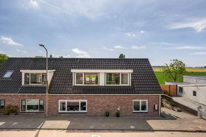 Photo 3 of Molendijk 90